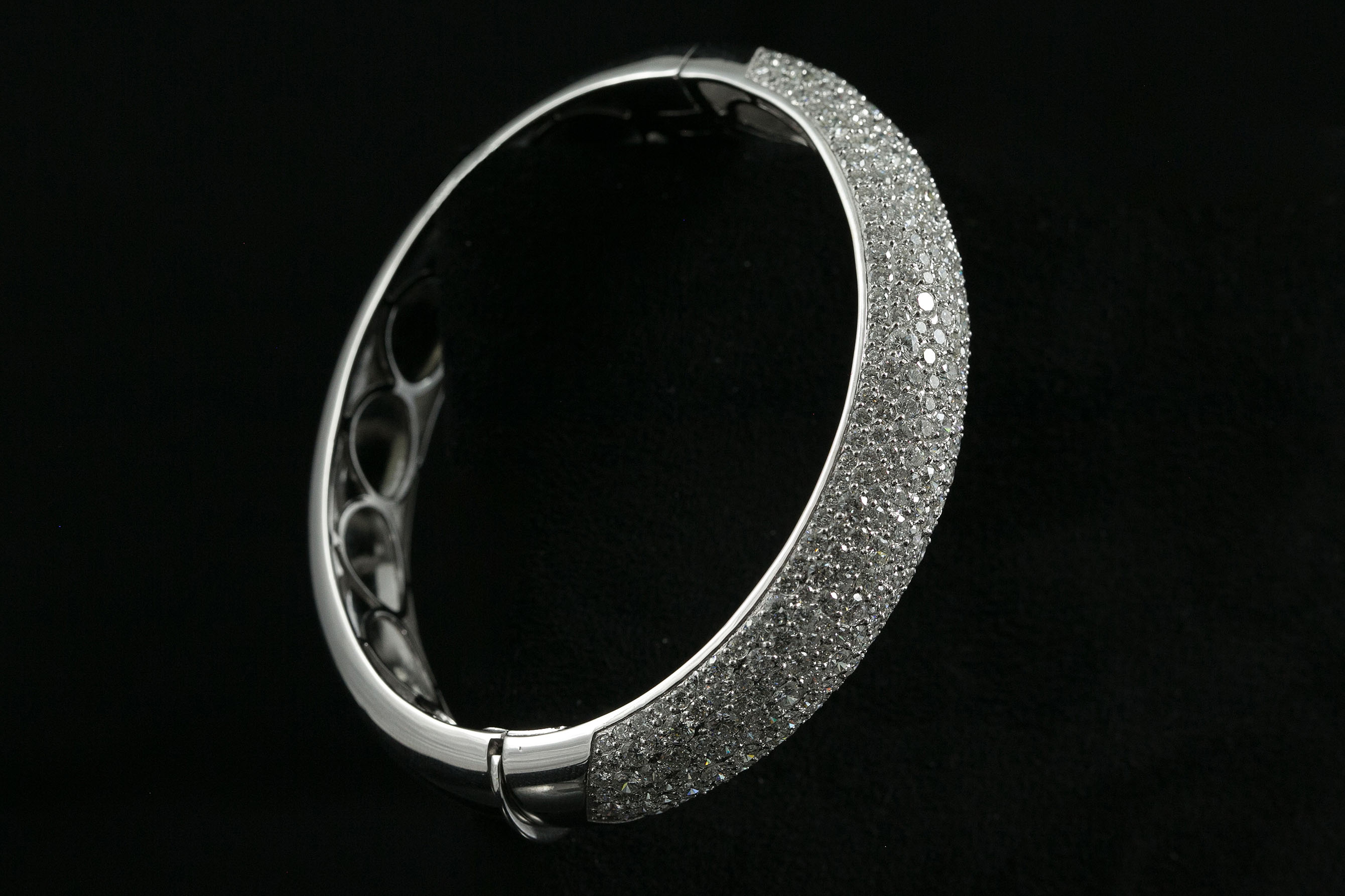 Name 25 jewelry design