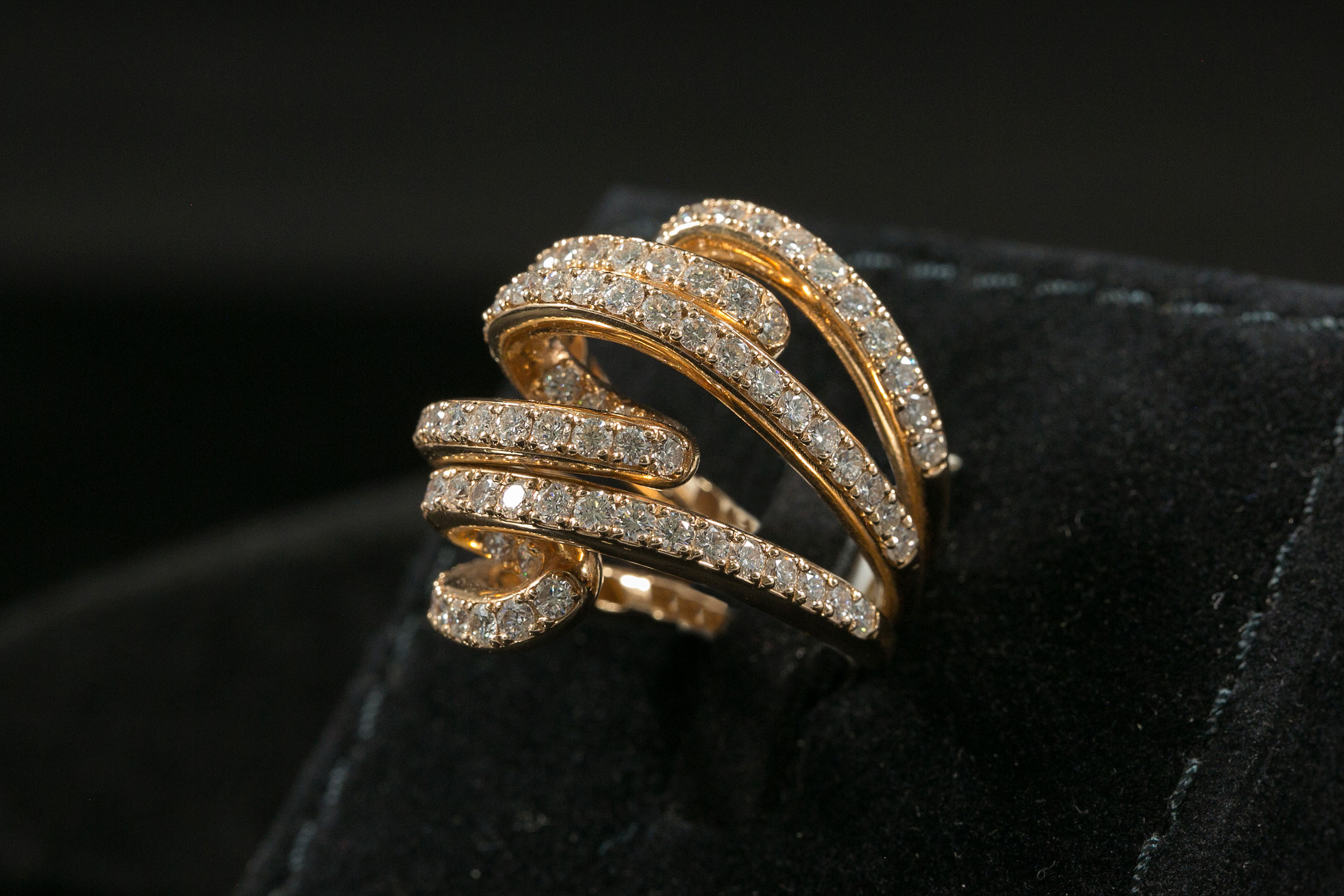 Name 26 jewelry design